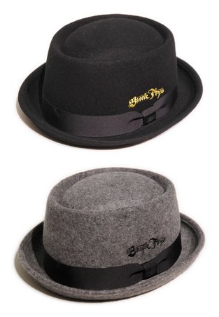 BF130-25I：BLACK FLYS 94LOGO PORK PIE HAT