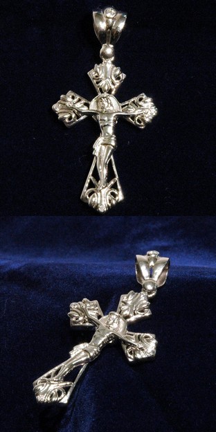 GLD-035：JESUS CROSS TOP