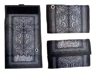 BL36-2803：BALANCE Paisley Wallet