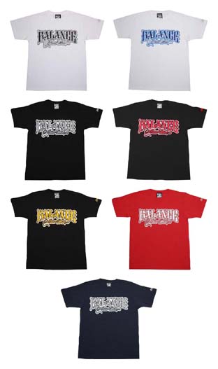 BL01-3001：BALANCE CAN BG SCRIPT TEE (アウトレット商品)