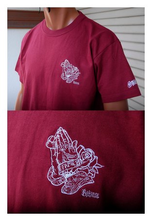 BL01-6206：BALANCE PRAYING HANDS 刺繍TEE (ロゴ刺繍Tシャツ)