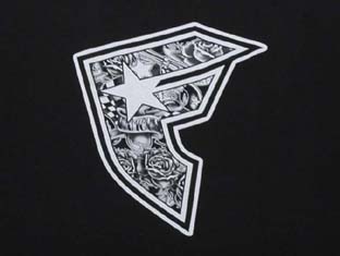 FTEE-2001：FAMOUS COLLAGE BADGE