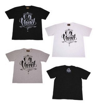 OG147：OG CLASSIX KEN THE SCRIPT PINSTRIPE TEE