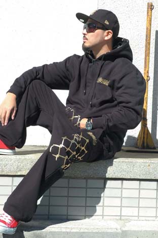 BL20-2601：BALANCE FENCE HOODED